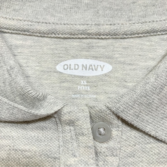 NWT Old Navy Gray Uniform Pique Polo Size XS Petite - Picture 3 of 5